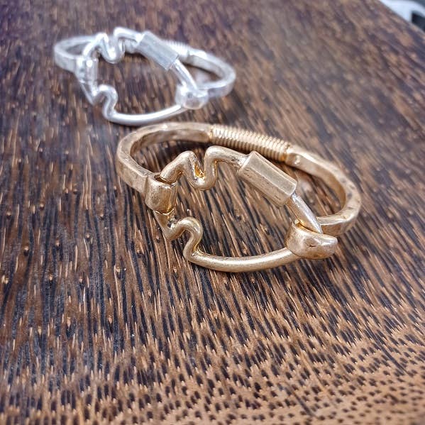 Paco Designs - Matte Finish Arrowhead Bracelet (Gold or Silver): Yellow Gold