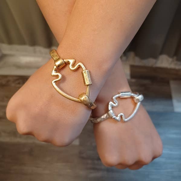 Paco Designs - Matte Finish Arrowhead Bracelet (Gold or Silver): Yellow Gold