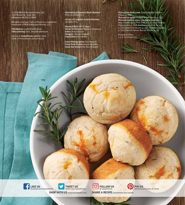 Simon & Schuster - Taste of Home Half Homemade by: Paperback; 320 pages / English