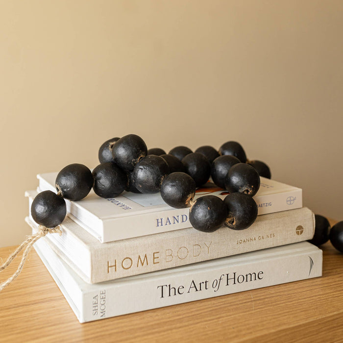 Foreside Home & Garden - Lachlan Bead Garland Black Terracotta & Jute Fall Decor