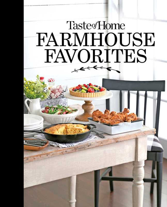 Simon & Schuster - Taste of Home Farmhouse Favorites by: Hardcover; 336 pages / English