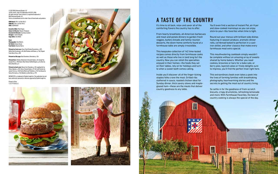 Simon & Schuster - Taste of Home Farmhouse Favorites by: Hardcover; 336 pages / English