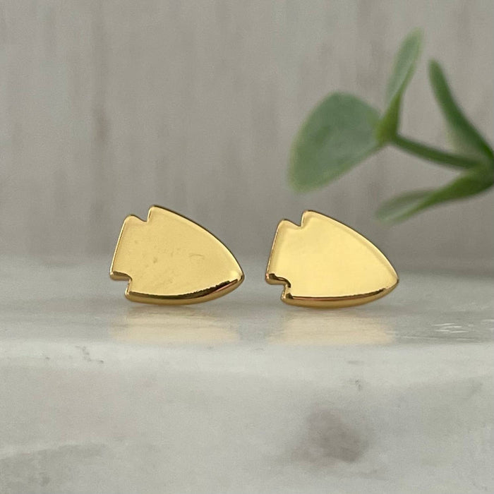 Arrowhead Stud Earrings: Gold